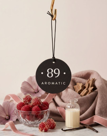 Aromatic89 Závěsná papírová vůně do auta - Blue Nightingale