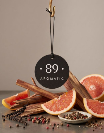 Aromatic89 Závěsná papírová vůně do auta - Instinct